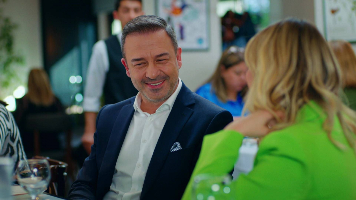 Dogan, bohater serialu "Zakazany owoc", emitowanego na TVP 2