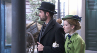 Kadr z serialu Akacjowa 38, emitowanego na antenie TVP 2.