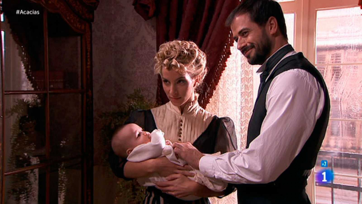 Obrazek w treści Akacjowa 38 - 215 odc. Cayetana dostaje od Justa Inocencję. Streszczenie 215 i 216 odc.  [jpg]