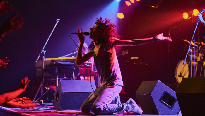 Obrazek w treści Miłość i muzyka, serial biograficzny o życiu i karierze argentyńskiego muzyka rockowego już na Netflix  [jpg]