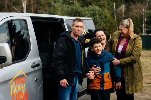 Uczestnicy programu Nasz nowy dom