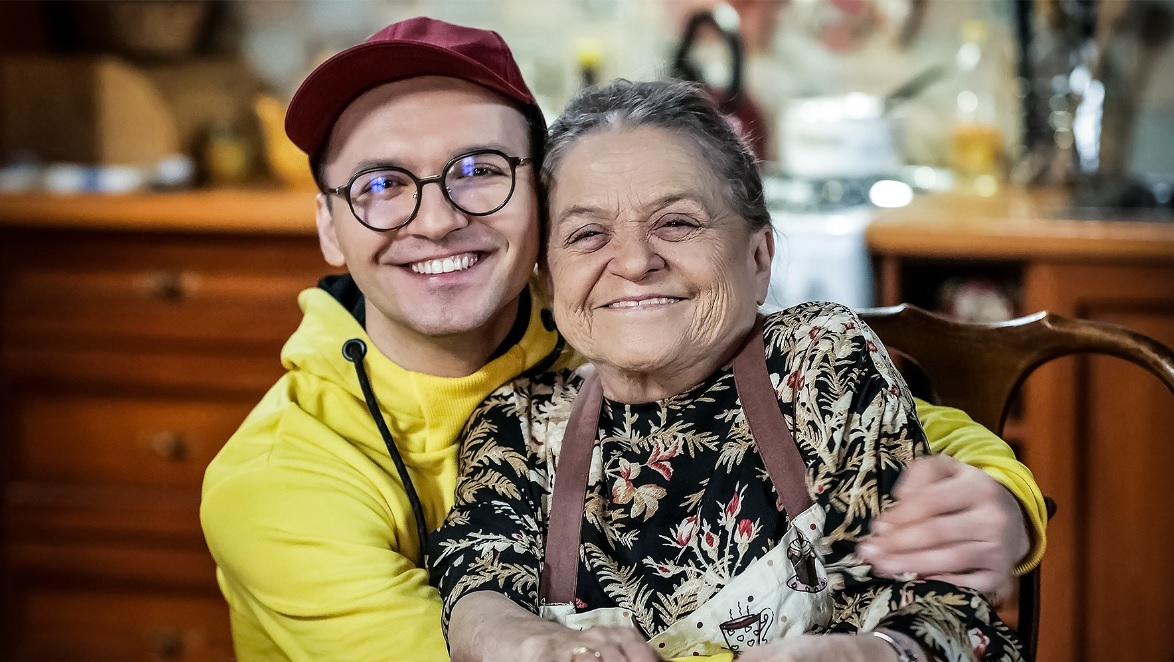 Bohaterowie serialu "Pierwsza miłość" od stacji Polsat.