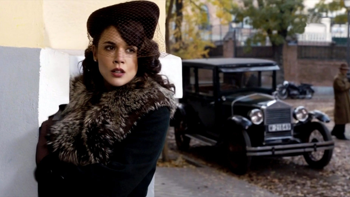 Sira, bohaterka serialu "Krawcowa z Madrytu", emitowanego na antenie TVP 1