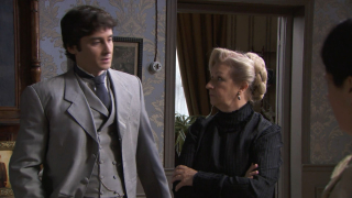 Kadr z serialu Akacjowa 38, emitowanego na antenie TVP 2. 