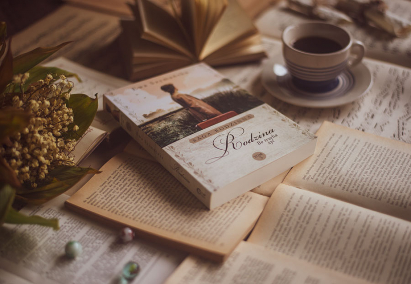 Obrazek w treści Dobrze mu z oczu patrzy. Fragment książki „Bo trzeba żyć. Rodzina [jpg]