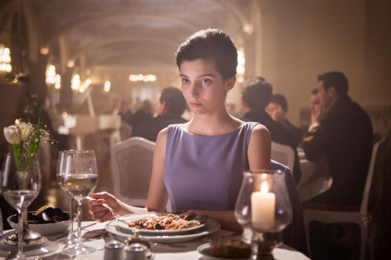 Obrazek w treści Genialna przyjaciółka: sezon 2, co wydarzy się w 1 i 2 odcinku serialu? [jpg]