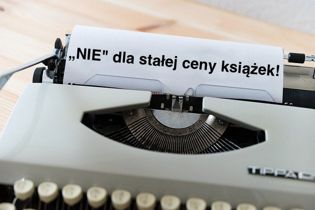 Obrazek w treści Przeciwko wprowadzeniu stałych cen książek protestują wydawcy, pisarze i księgarze [jpg]