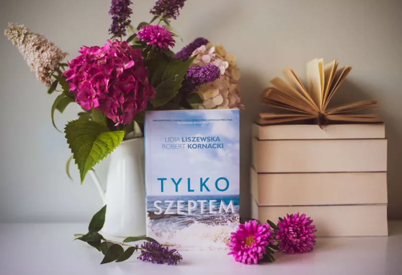 Obrazek w treści  Na wszystko przyjdzie pora. Fragment książki „Tylko szeptem [jpg]