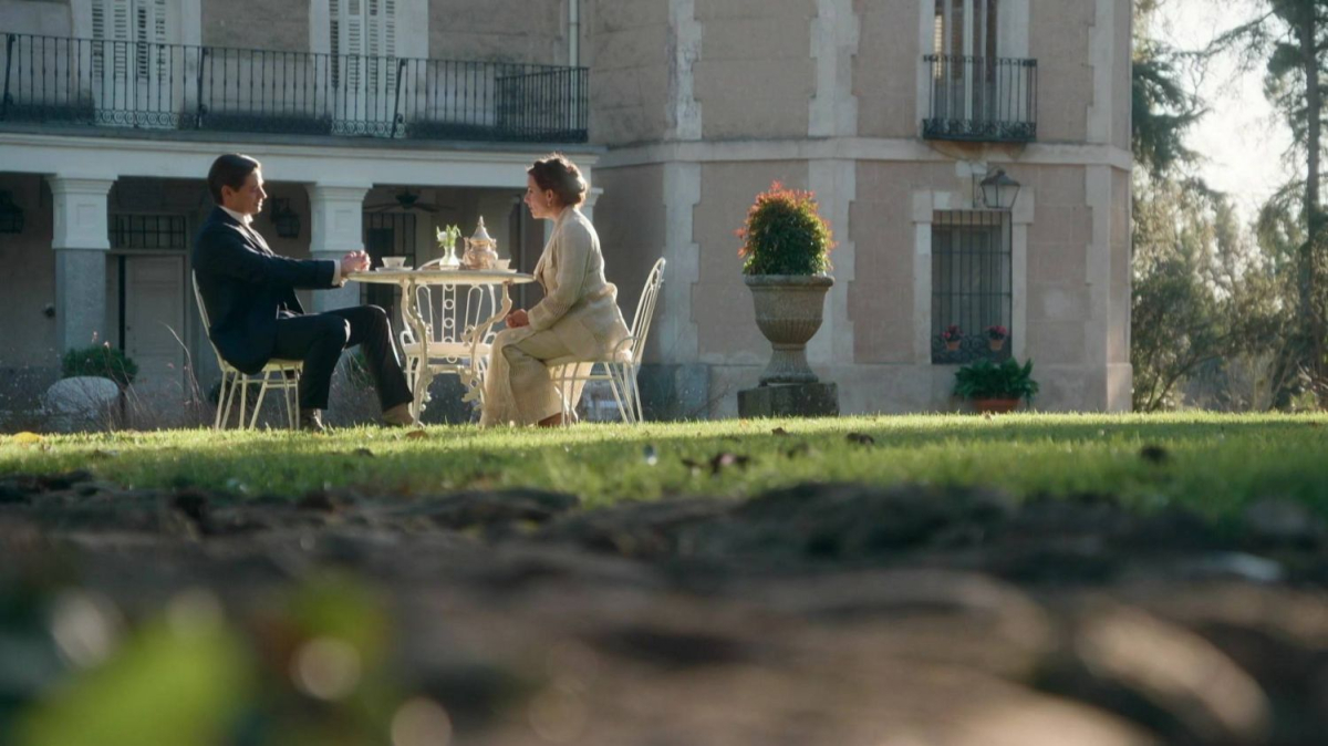 Bohaterowie serialu "La Promesa - pałac tajemnic", emitowanego na antenie TVP 2. 