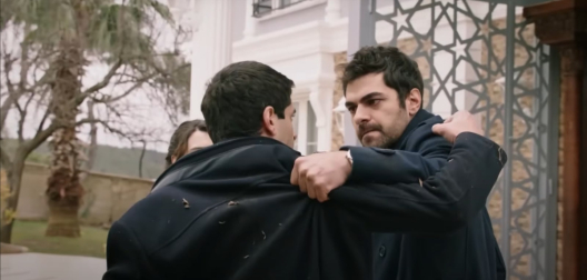 Orhan spiskuje przeciwko Halilowi w 60 odcinku serialu &bdquo;Wichrowe Wzg&oacute;rze