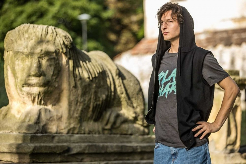 Obrazek w treści Bunt! - co wydarzy się w 1 oraz 2 odcinku serialu młodzieżowego TVN? [jpg]