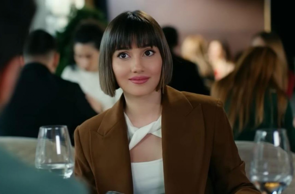 Zeynep, bohaterka serialu "Zakazany owoc", emitowanego na TVP 2