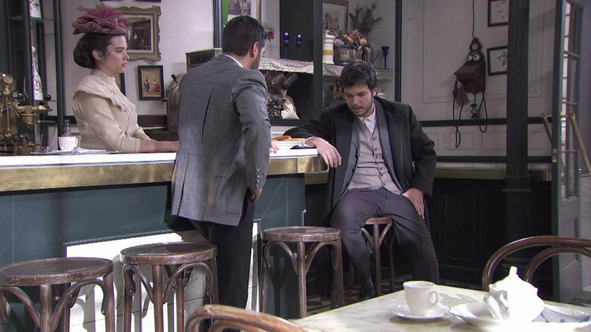 Kadr z serialu "Akacjowa 38", emitowanego na antenie TVP 2.