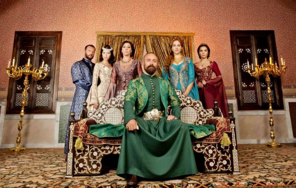 Sulejman Wspaniały oraz jego rodzina - bohaterowie serialu "Wspaniałe stulecie"