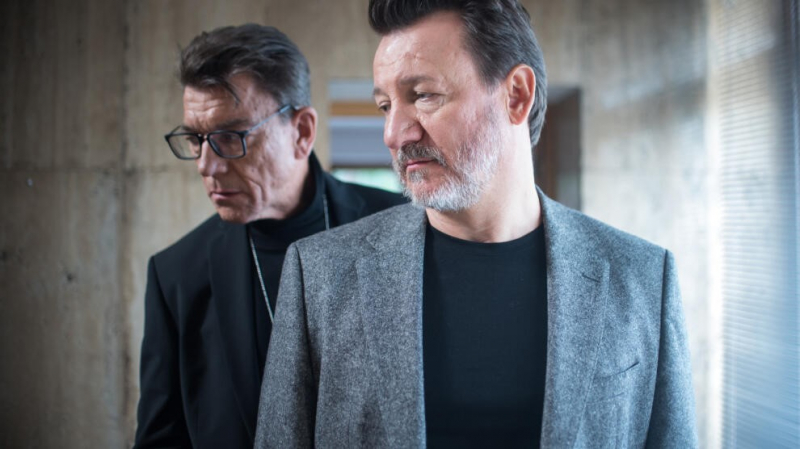 Obrazek w treści Wielki powrót po latach? – Odwróceni. Ojcowie i córki  [jpg]